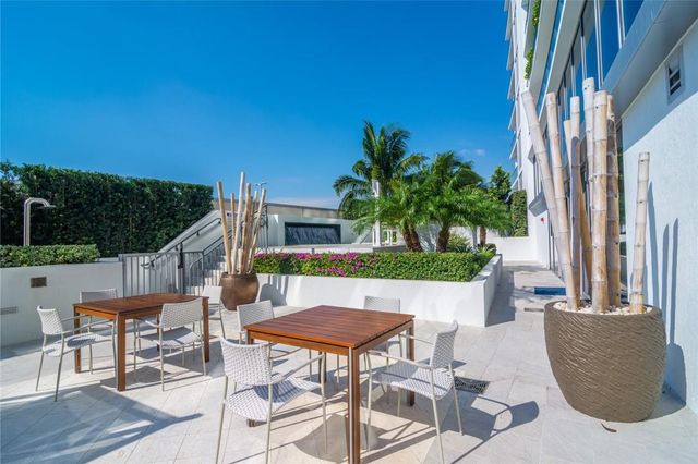 1180 N Federal Highway 1103, Fort Lauderdale, FL 33304