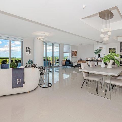 1180 N Federal Highway 1103, Fort Lauderdale, FL 33304