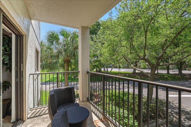 2105 Lavers Circle 212, Delray Beach, FL 33444