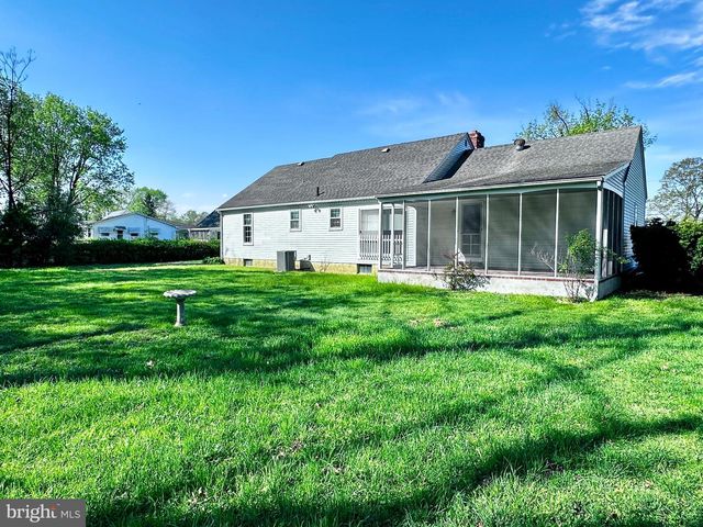 41 WILLIAM AVE, Williamstown, NJ 08094