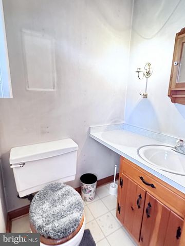 41 WILLIAM AVE, Williamstown, NJ 08094