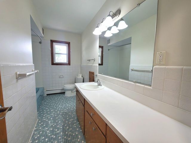 9242 Queen Avenue S, Bloomington, MN 55431