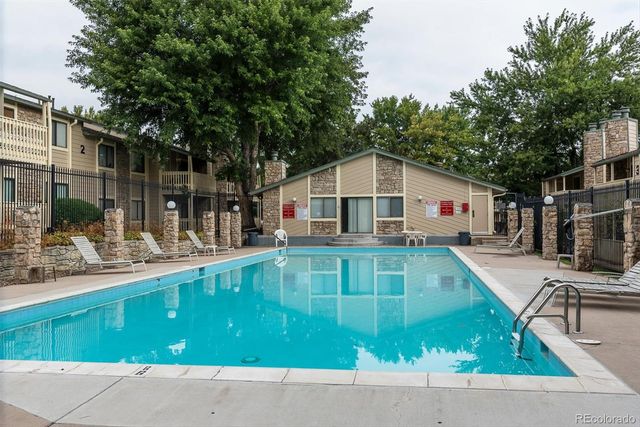 8335 Fairmount Drive 3-102, Denver, CO 80247