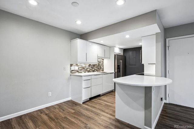 8335 Fairmount Drive 3-102, Denver, CO 80247