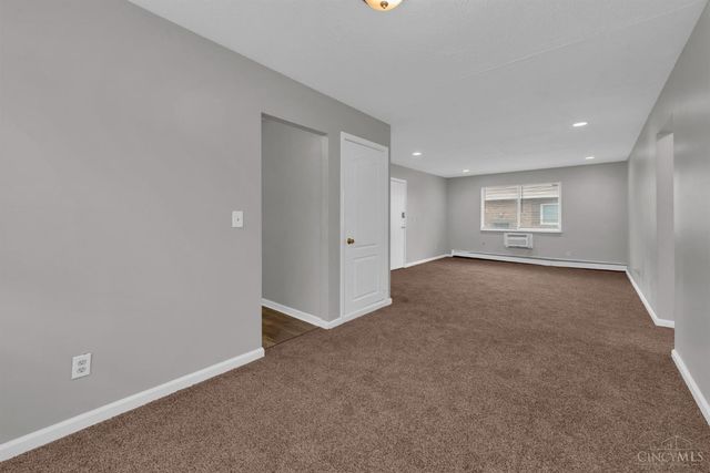 6110 Stover Ave, Cincinnati, OH 45237