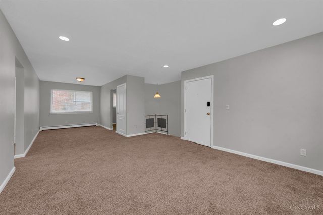 6110 Stover Ave, Cincinnati, OH 45237