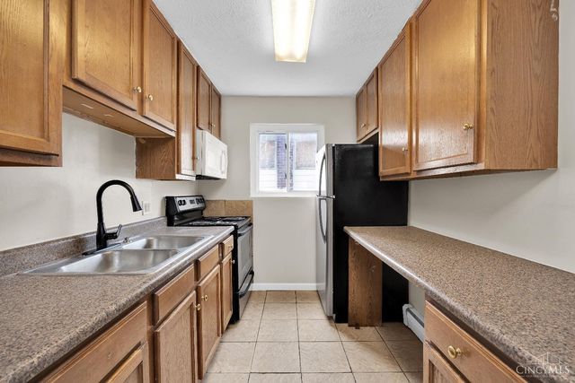 6110 Stover Ave, Cincinnati, OH 45237