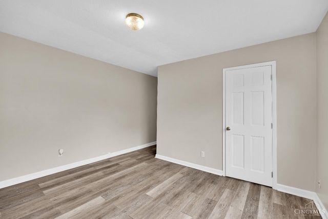 6110 Stover Ave, Cincinnati, OH 45237