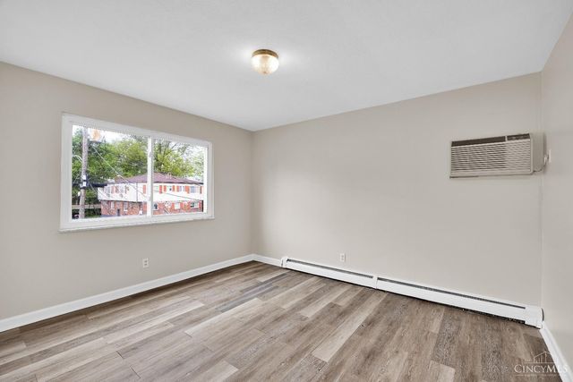 6110 Stover Ave, Cincinnati, OH 45237