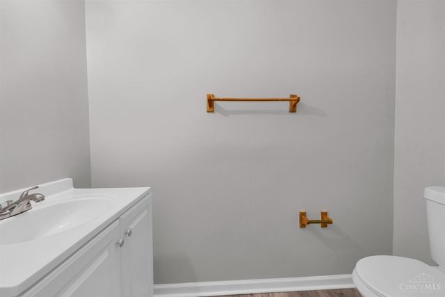 6110 Stover Ave, Cincinnati, OH 45237