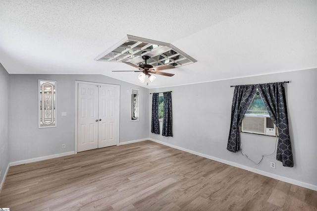 315 Shirley Circle, Townville, SC 29689