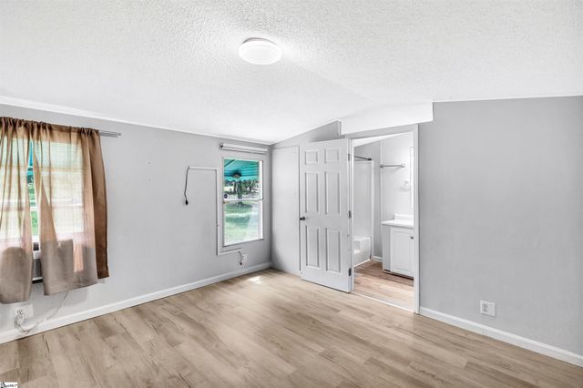 315 Shirley Circle, Townville, SC 29689