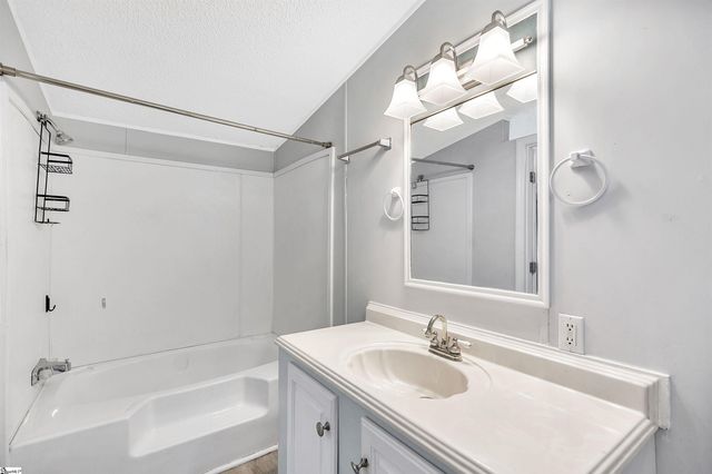 315 Shirley Circle, Townville, SC 29689