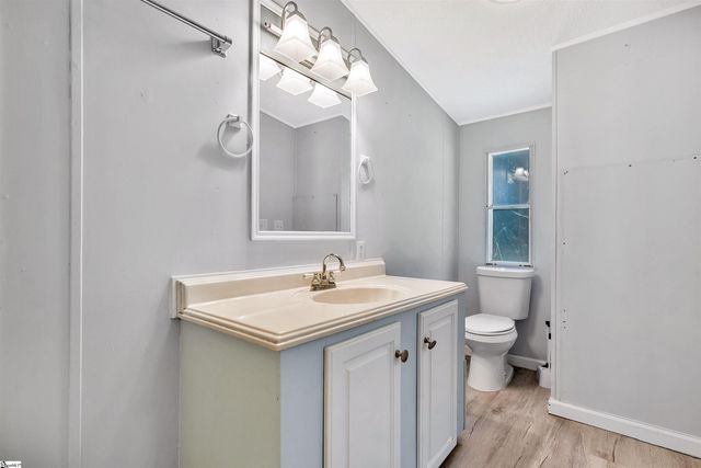 315 Shirley Circle, Townville, SC 29689