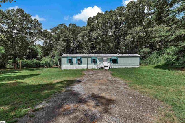 315 Shirley Circle, Townville, SC 29689