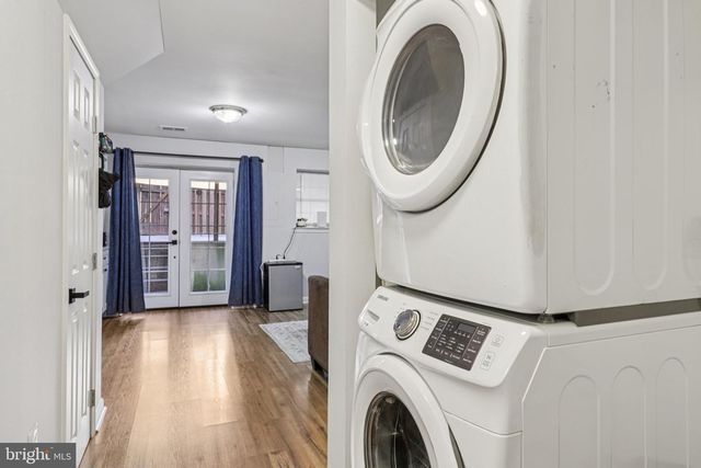 5154 MEETING PL, Woodbridge, VA 22193