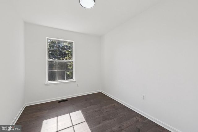 5154 MEETING PL, Woodbridge, VA 22193