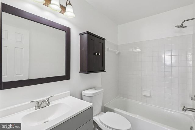 5154 MEETING PL, Woodbridge, VA 22193