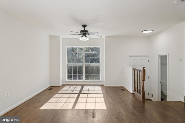 5154 MEETING PL, Woodbridge, VA 22193