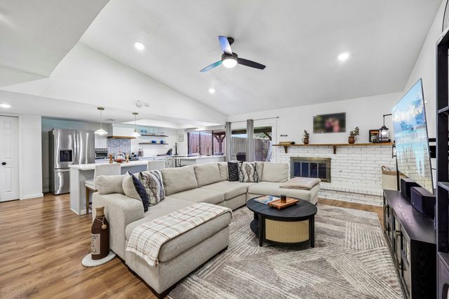 2927 Winterberry Drive, Carrollton, TX 75007