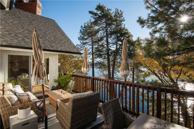 748 Shelter Cove, Lake Arrowhead, CA 92352