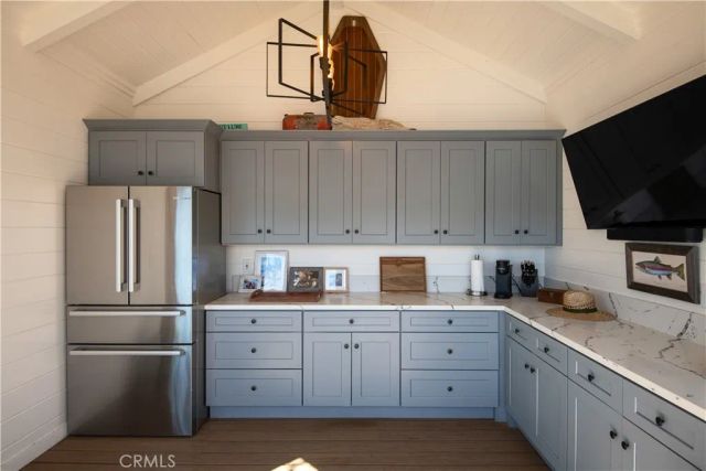 748 Shelter Cove, Lake Arrowhead, CA 92352