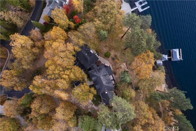 748 Shelter Cove, Lake Arrowhead, CA 92352