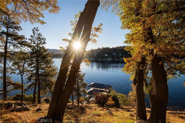 748 Shelter Cove, Lake Arrowhead, CA 92352