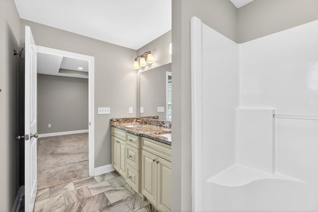 200 Kirby St, Landrum, SC 29356