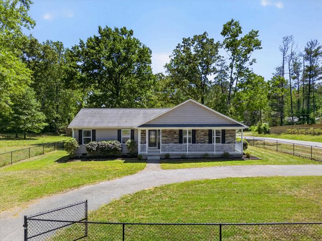 200 Kirby St, Landrum, SC 29356