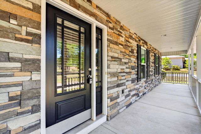 200 Kirby St, Landrum, SC 29356