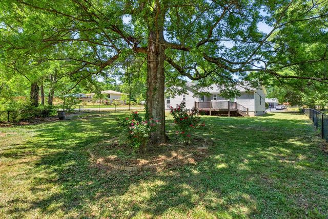 200 Kirby St, Landrum, SC 29356