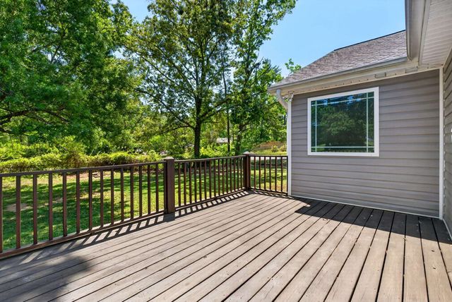 200 Kirby St, Landrum, SC 29356