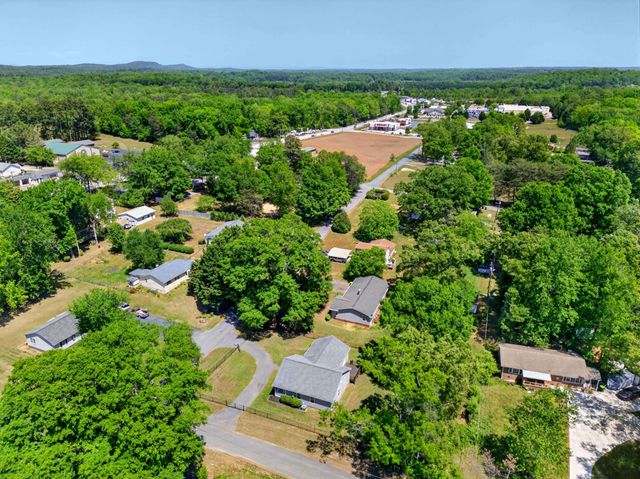 200 Kirby St, Landrum, SC 29356