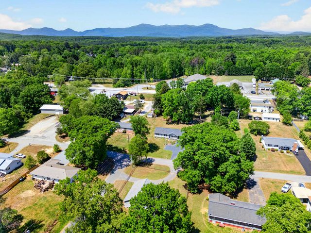 200 Kirby St, Landrum, SC 29356