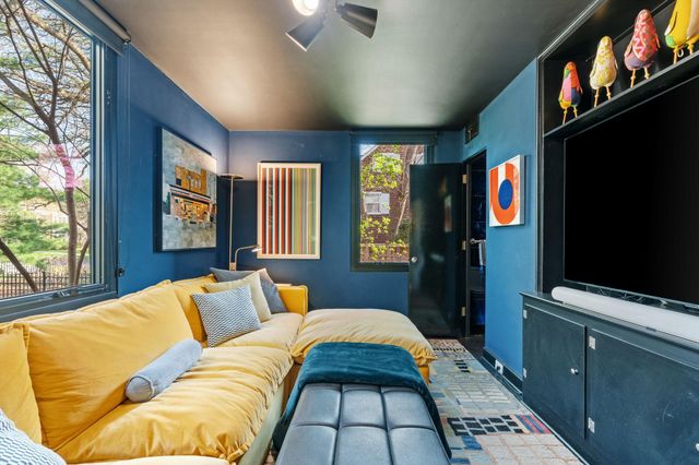 265 Woodlawn Avenue, Saint Paul, MN 55105