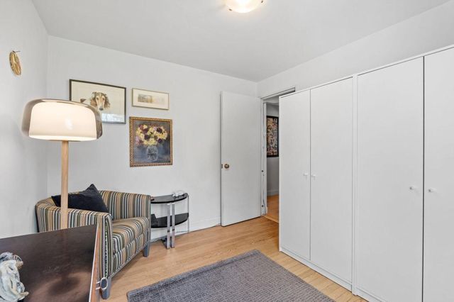 265 Woodlawn Avenue, Saint Paul, MN 55105