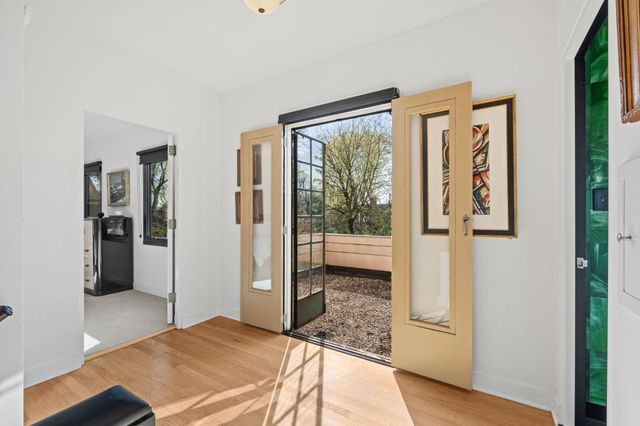 265 Woodlawn Avenue, Saint Paul, MN 55105