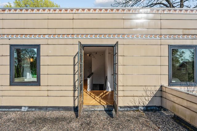 265 Woodlawn Avenue, Saint Paul, MN 55105