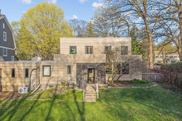 265 Woodlawn Avenue, Saint Paul, MN 55105