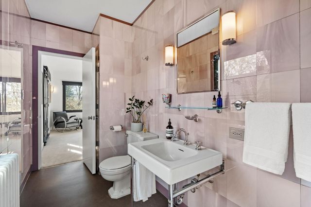 265 Woodlawn Avenue, Saint Paul, MN 55105