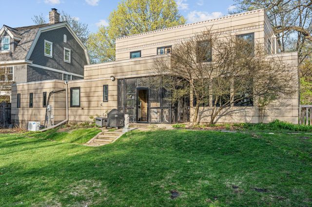 265 Woodlawn Avenue, Saint Paul, MN 55105