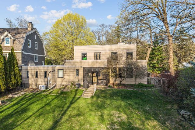 265 Woodlawn Avenue, Saint Paul, MN 55105