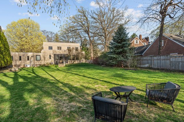 265 Woodlawn Avenue, Saint Paul, MN 55105