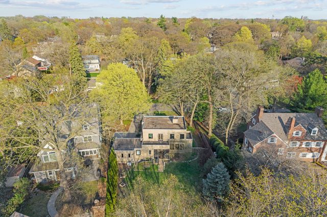 265 Woodlawn Avenue, Saint Paul, MN 55105