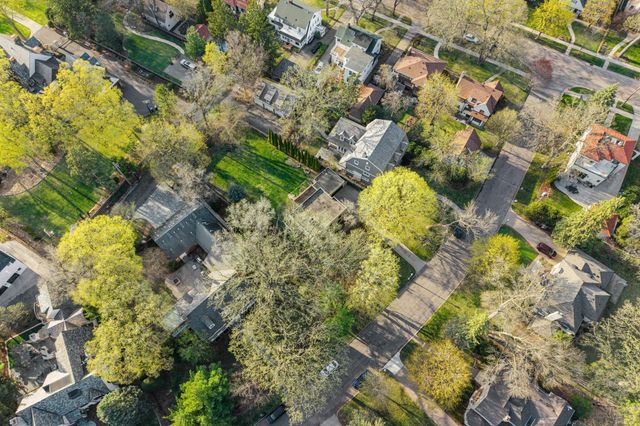 265 Woodlawn Avenue, Saint Paul, MN 55105