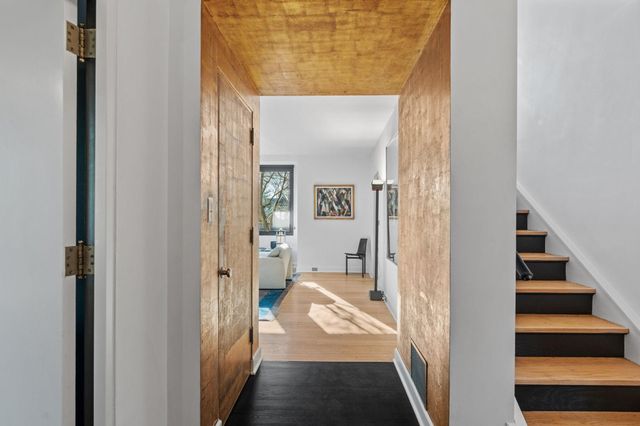 265 Woodlawn Avenue, Saint Paul, MN 55105