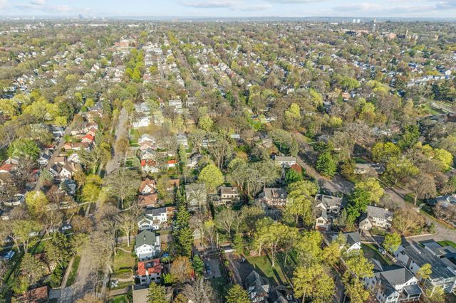 265 Woodlawn Avenue, Saint Paul, MN 55105