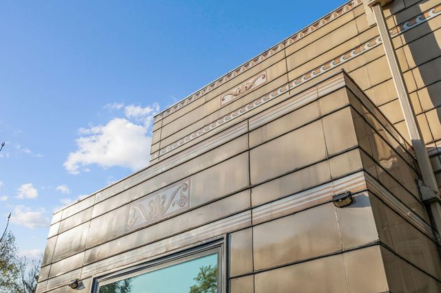 265 Woodlawn Avenue, Saint Paul, MN 55105