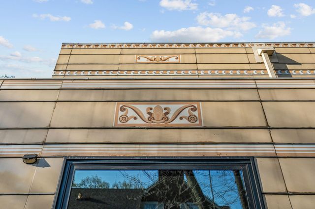 265 Woodlawn Avenue, Saint Paul, MN 55105